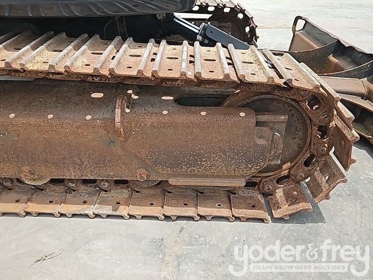 2019-bobcat-e35-image-12