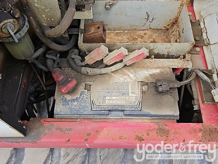 2005-takeuchi-tb145-image-39