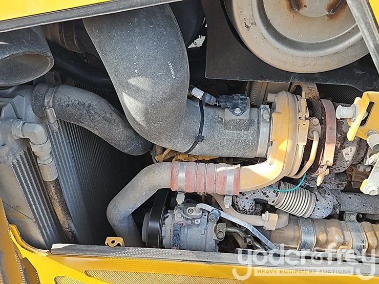 2022-deere-750l-image-29