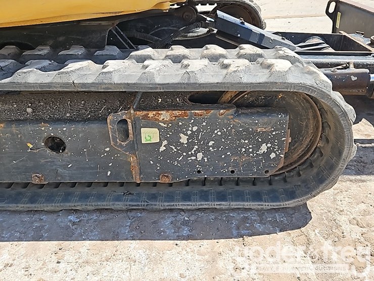 2019-caterpillar-303-image-12
