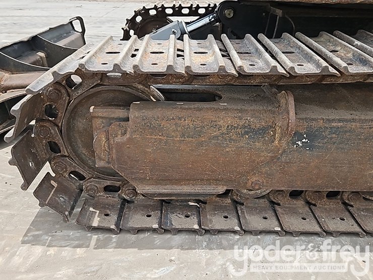 2019-bobcat-e35-image-23