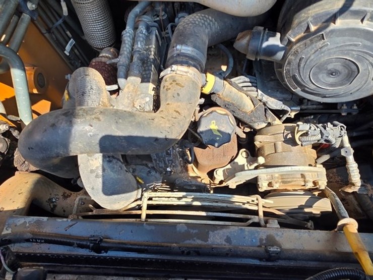 2017-case-tr270-image-39
