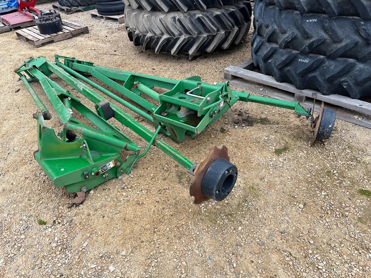 john-deere-12-image-3