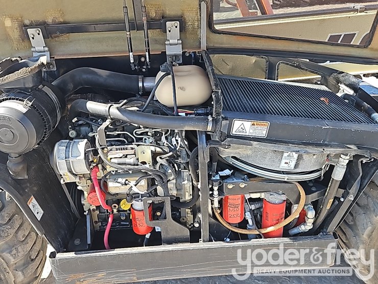 2018-jlg-g5-18a-image-15