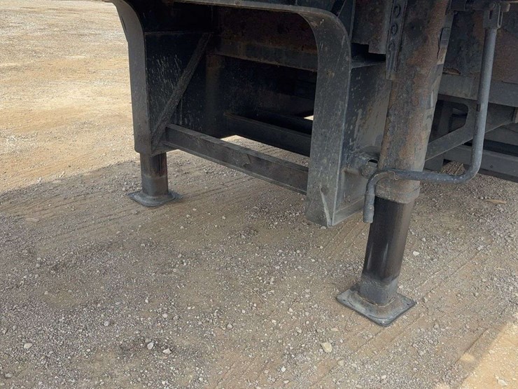2015-fontaine-step-deck-image-14
