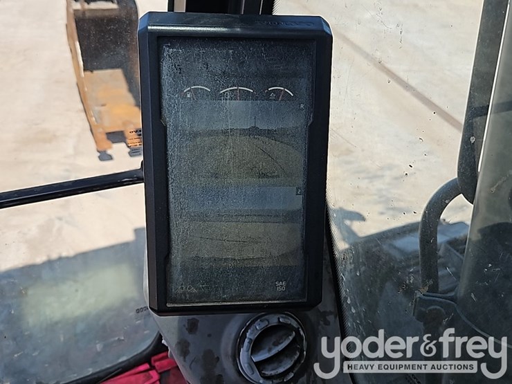 2019-volvo-ecr145el-image-41