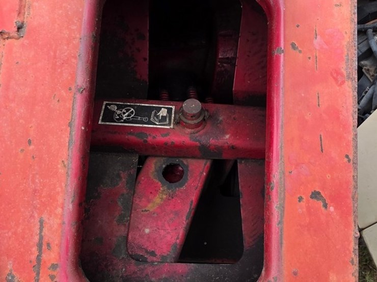 new-holland-474-image-25