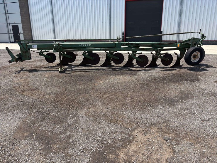 john-deere-1350-image-8