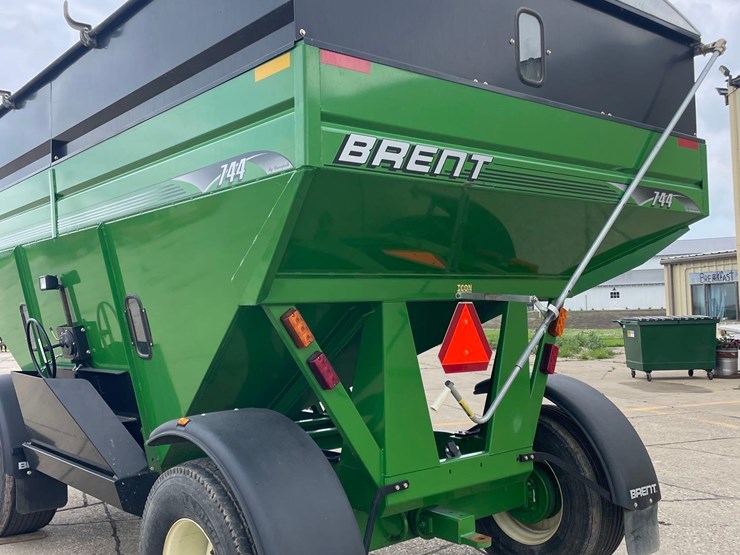 brent-744-image-6