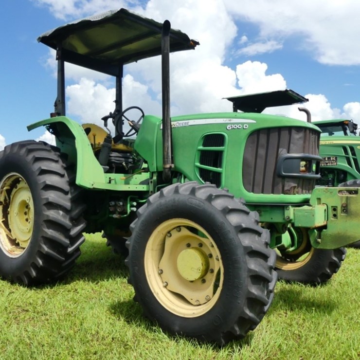 JOHN DEERE 6100D