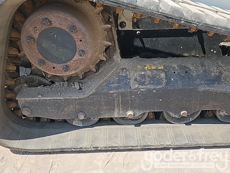 2016-bobcat-t650-image-9