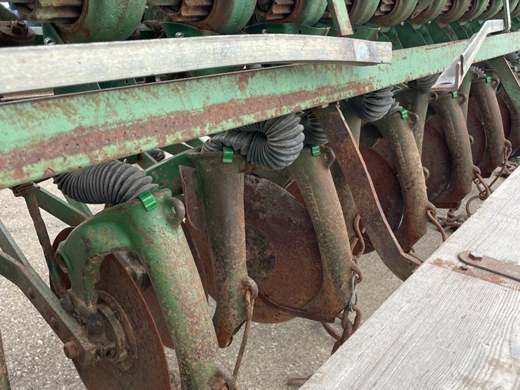 john-deere-b-image-15