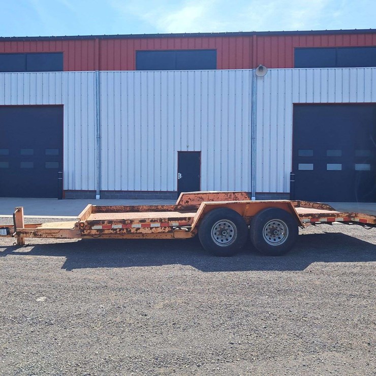 2015 Quality Tilt Trailer