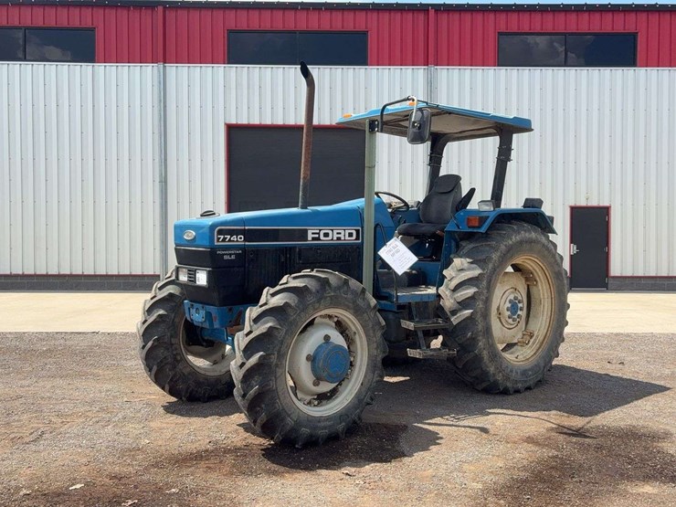 ford-7740-image-1