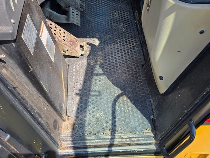 1997-caterpillar-953c-image-65