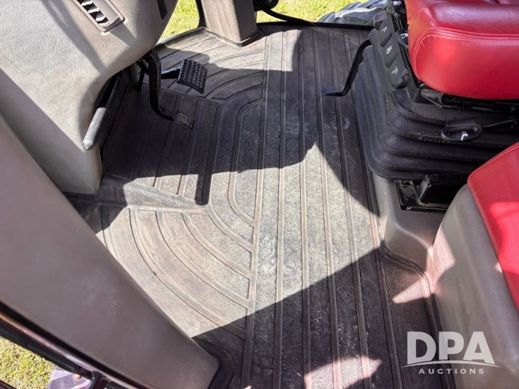 2019-case-ih-patriot-4440-image-117