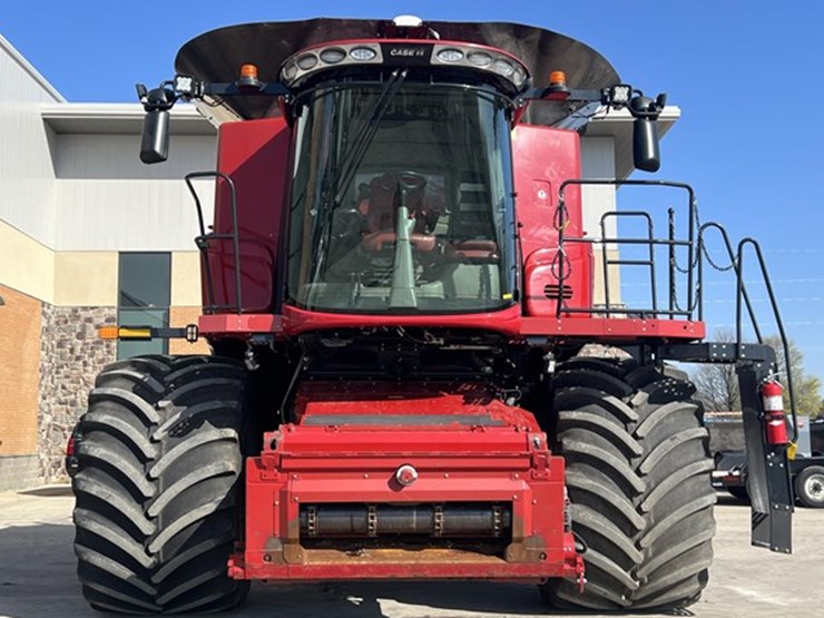 2022-case-ih-8250-image-15