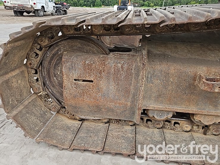 2015-kobelco-sk210-lc-9-image-26