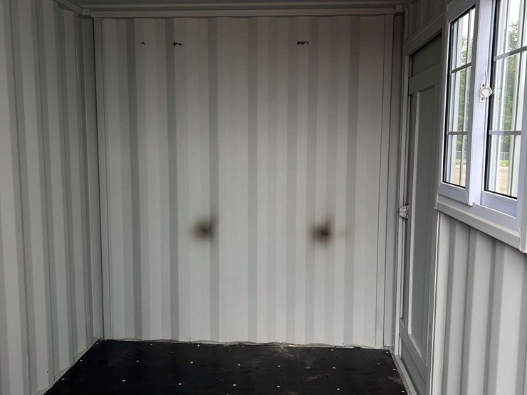 10'-storage-container-image-4