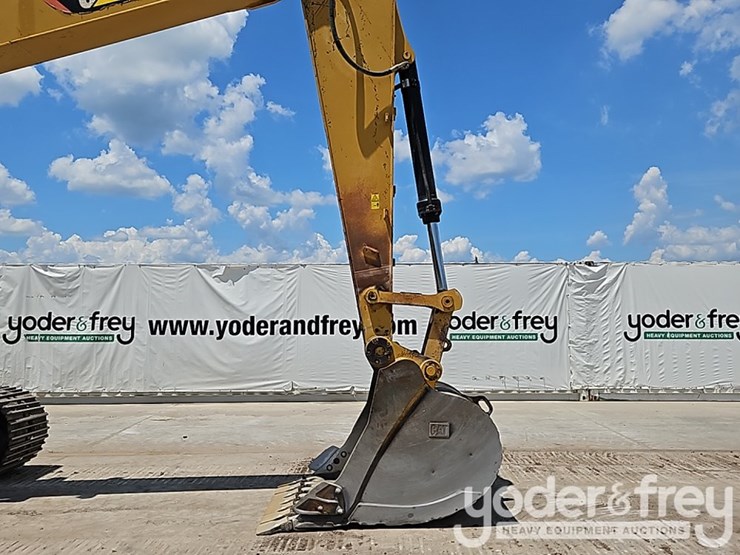 2017-caterpillar-336fl-image-16