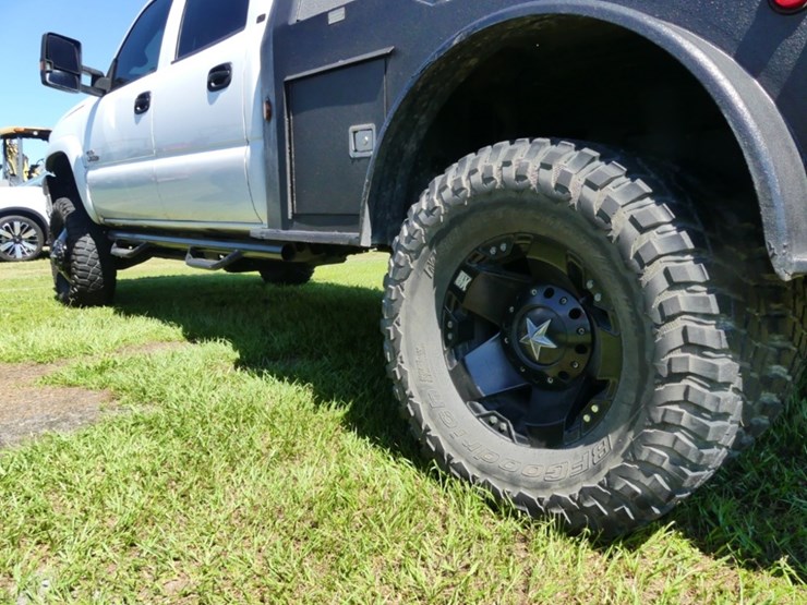 2005-chevrolet-3500-image-5