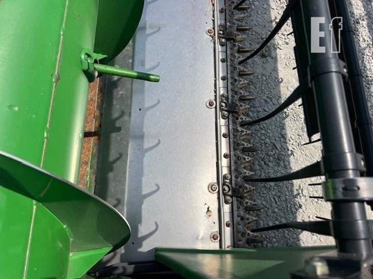 2009-john-deere-630f-image-24