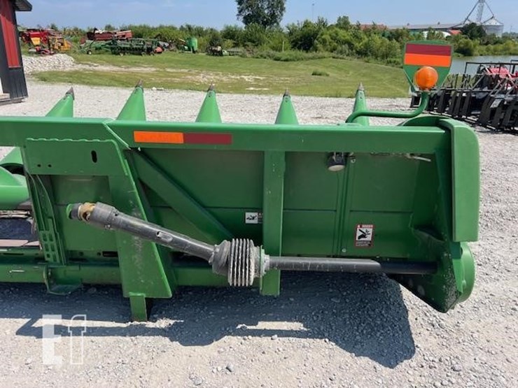 john-deere-608c-image-10