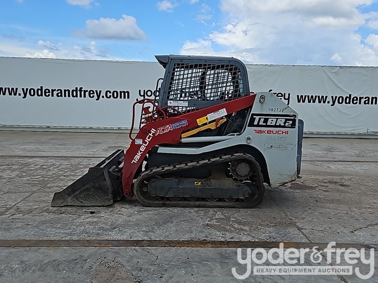2021-takeuchi-tl8r2-image-3