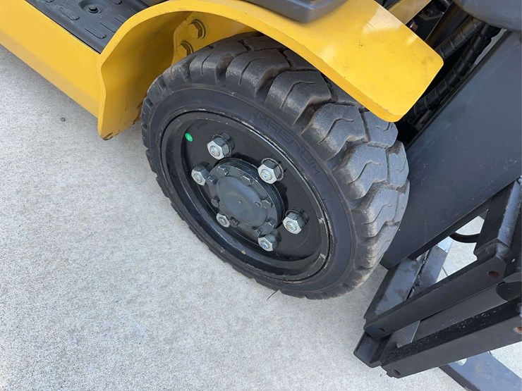 2018-komatsu-fg255t-16-forklift-image-7