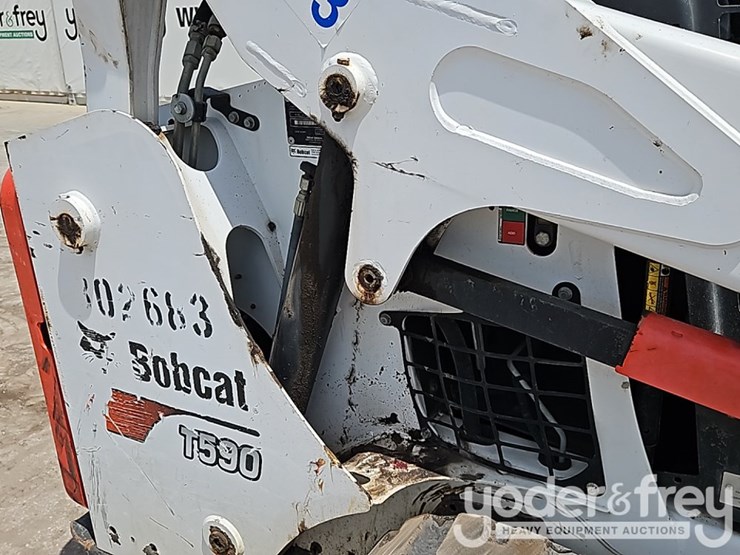 2018-bobcat-t590-image-12