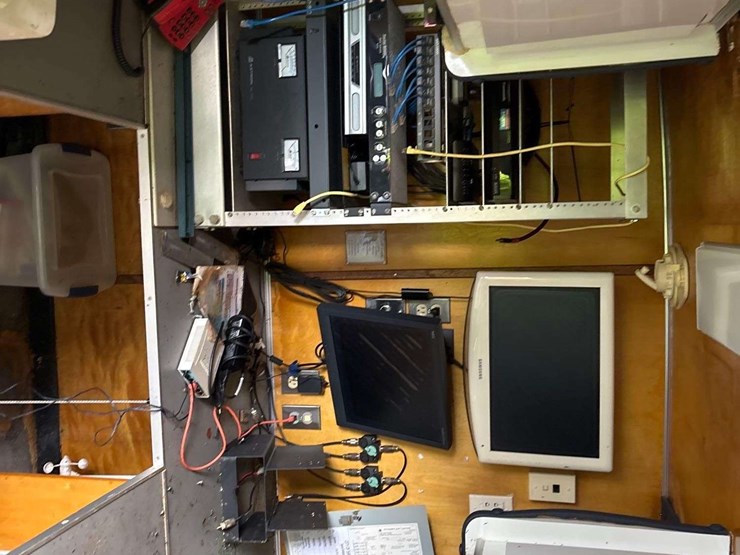 2006-dodge-sprinter-2500-image-21