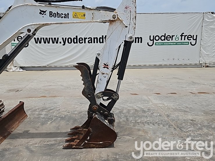 2019-bobcat-e35-image-17