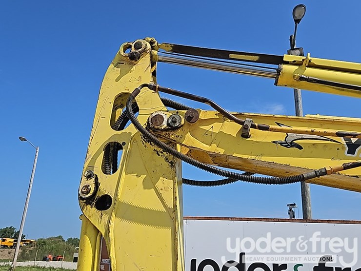 yanmar-vio55-image-10