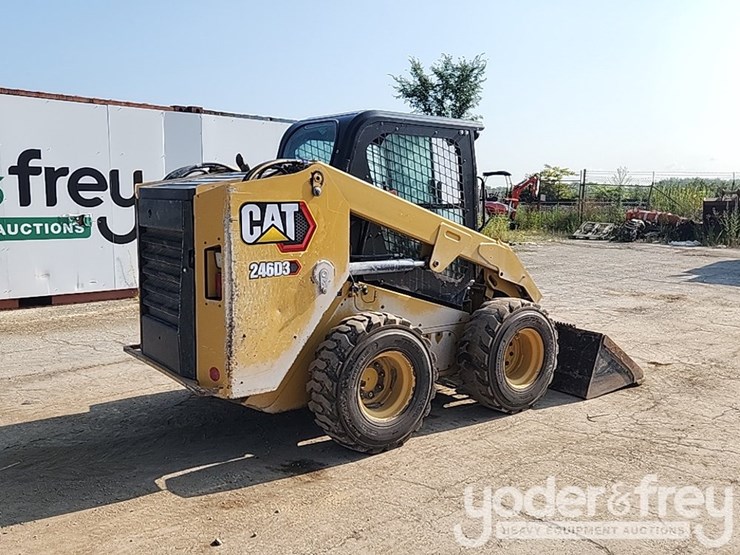 2023-caterpillar-246d3-image-4