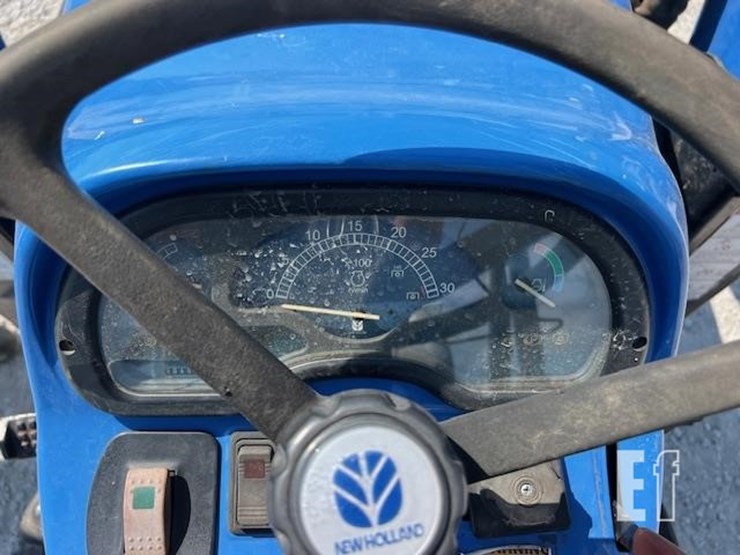 2008-new-holland-t2220-image-34