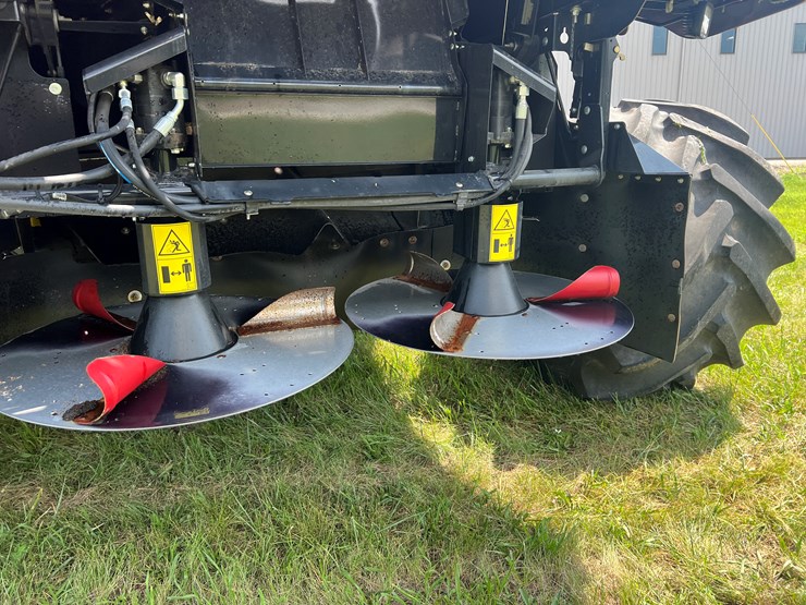 2023-case-ih-8250-image-7