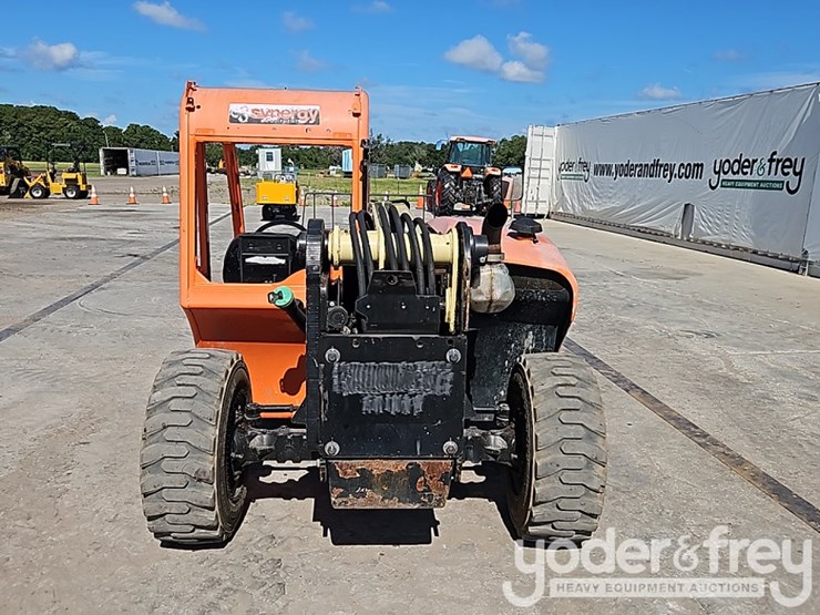 2018-jlg-g5-18a-image-14