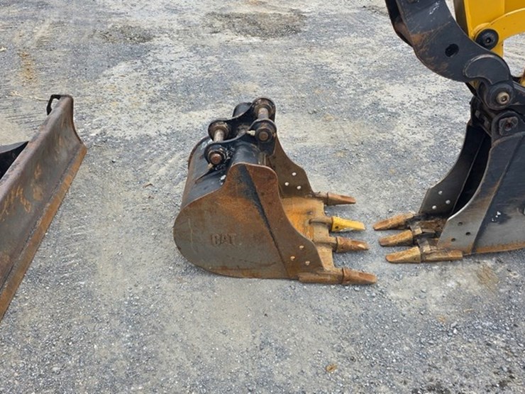 2021-caterpillar-303e-cr-image-8