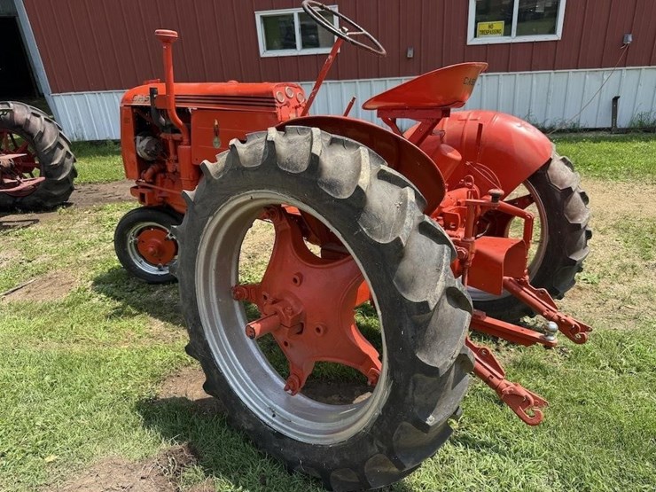 case-vac-tractor-image-6