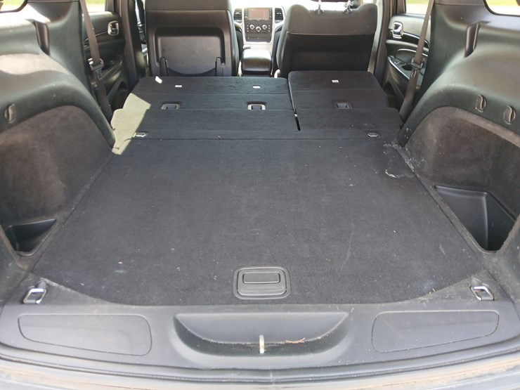 2011-jeep-grand-cherokee-image-46