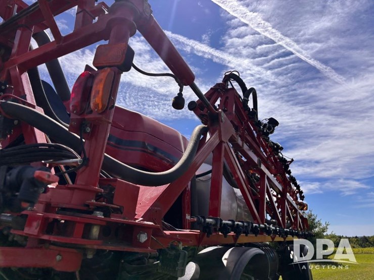 2019-case-ih-patriot-4440-image-93