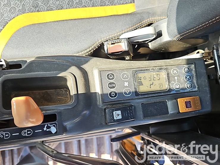 2018-case-cx210d-image-39