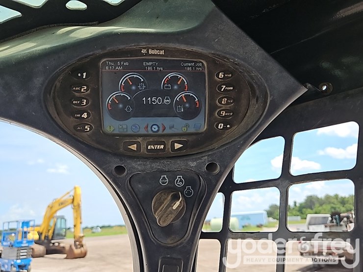 2016-bobcat-t650-image-32