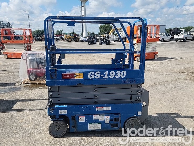 2016-genie-gs1930-image-2