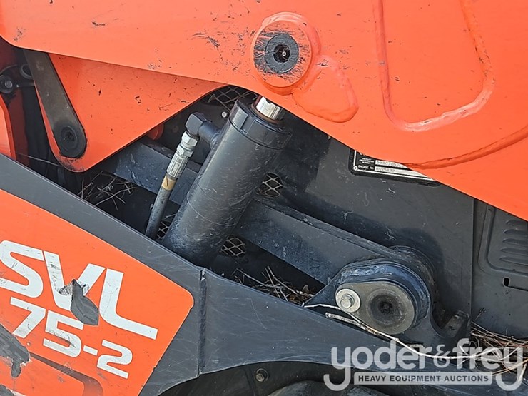 2023-kubota-svl75-2-image-12
