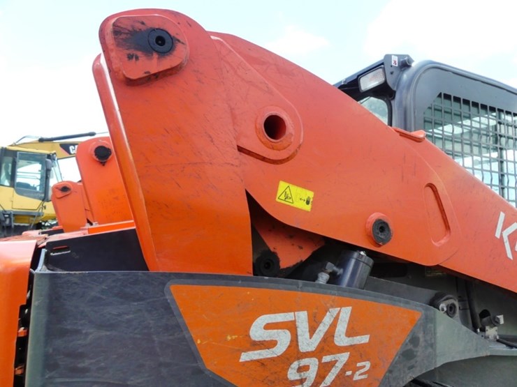 2021-kubota-svl97-2-image-7