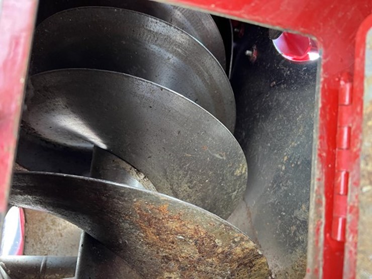 2023-case-ih-8250-image-33