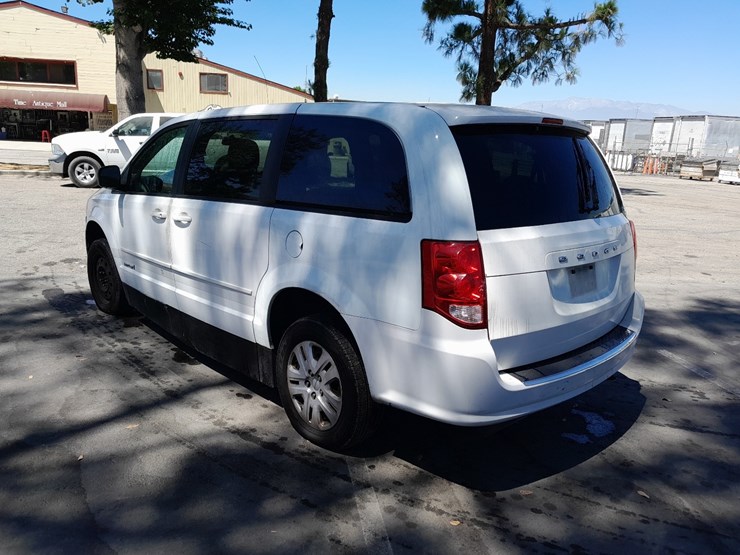 dodge-grand-caravan-image-4