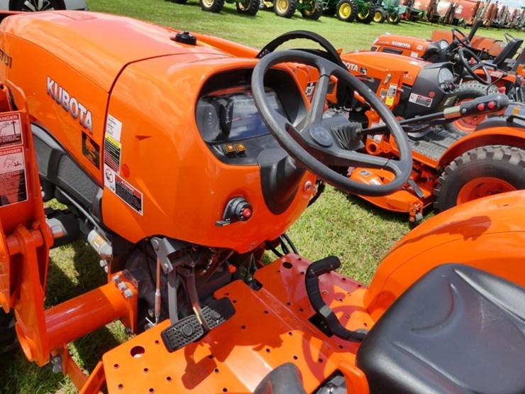 2018-kubota-l4701-image-13