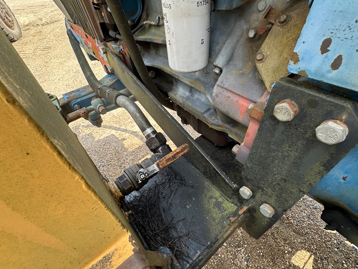 ford-6640-image-17